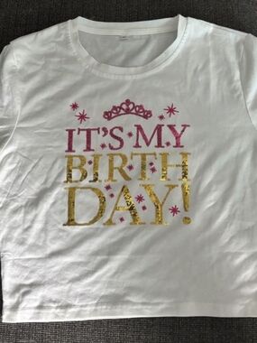 & Other Stories White Tee with Pink and Gold Glitter "It's My Birthday" Graphic